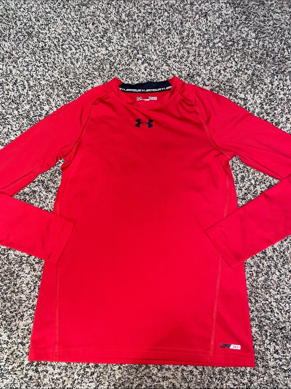 Under Armour Red Long-Sleeve Youth Performance Base layer Tee Large EUC
